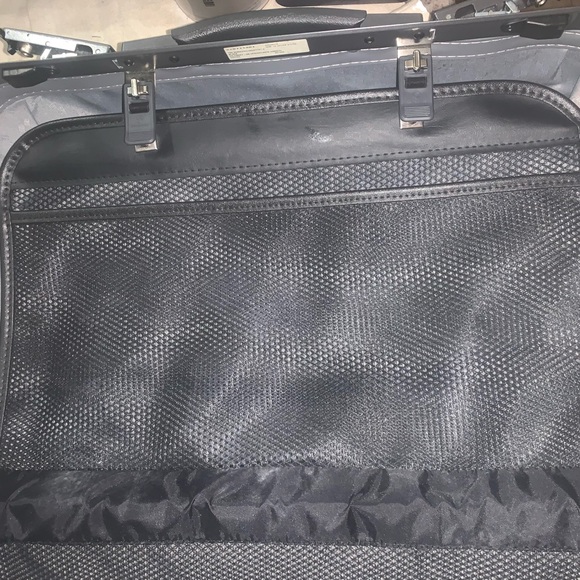 Samsonite 700 series medium size
Like new - Picture 12 of 16